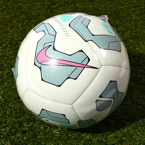 Off-White×NIKE サッカーボール オフホワイトxナイキによるコラボサッカーボール“Magia”に