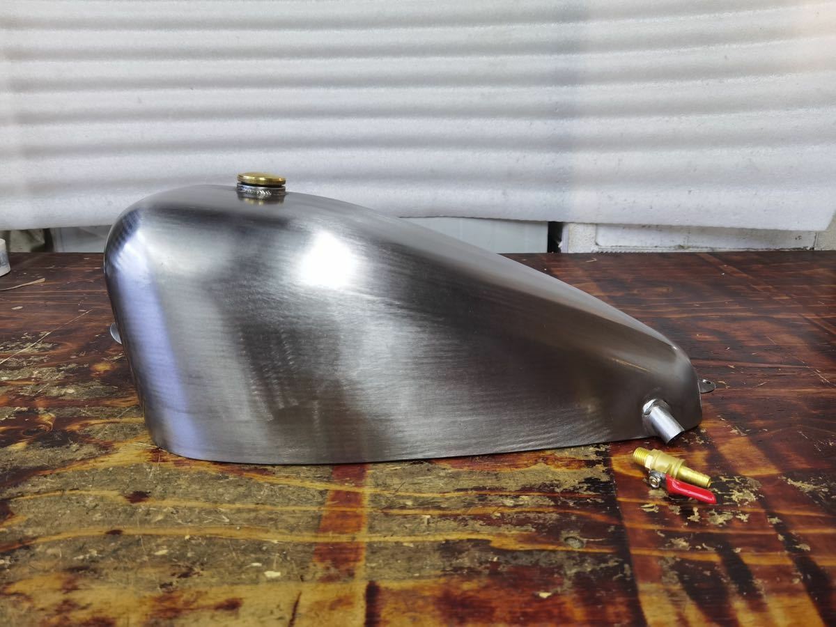 楽天市場】T-11 ナロー スポーツスタータンク 7L ハイマウント