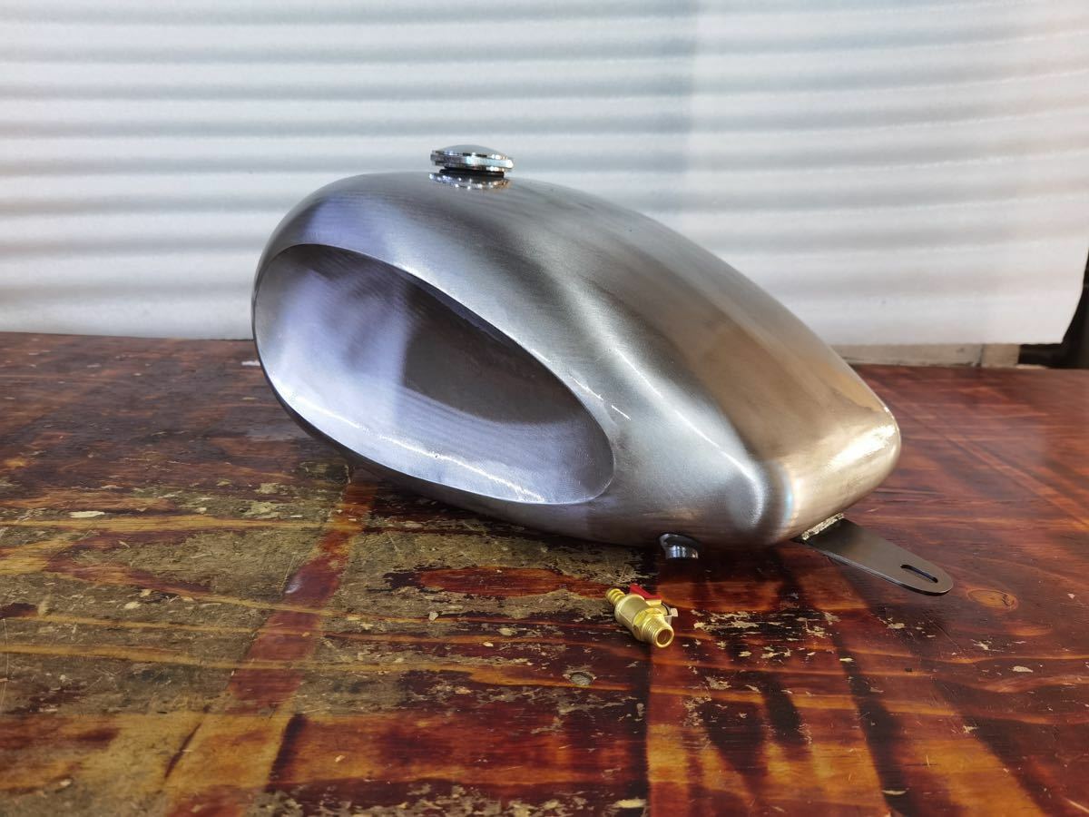 T-67　ホンダ　スティード４００　HONDA STEED 400&600用 エッグタンク　エグリ加工　14L　タンク製作工房｜タンク製作工房