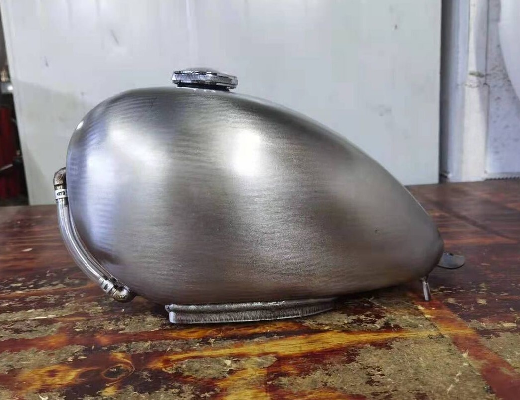楽天市場】T-153 1995-2022年用 SPORTSTER スーパーバナナタンク 楽天市場】T-153 1995-2022年用 SPORTSTER スーパーバナナタンク