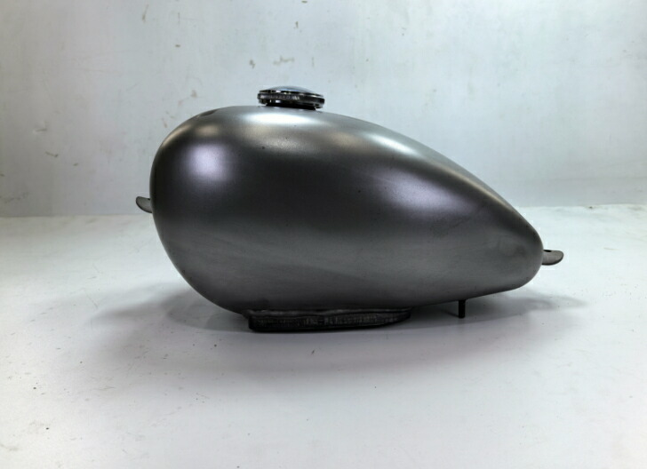 楽天市場】T-40 スポーツスター2006〜2022年用 ピーナッツタンク FI