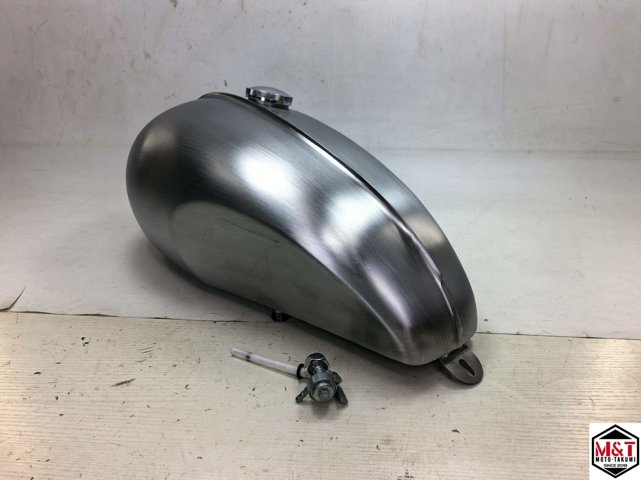 T-230　ホンダ　HONDA CB400SS　2001~2008年　カスタム　 タンク製作工房｜タンク製作工房