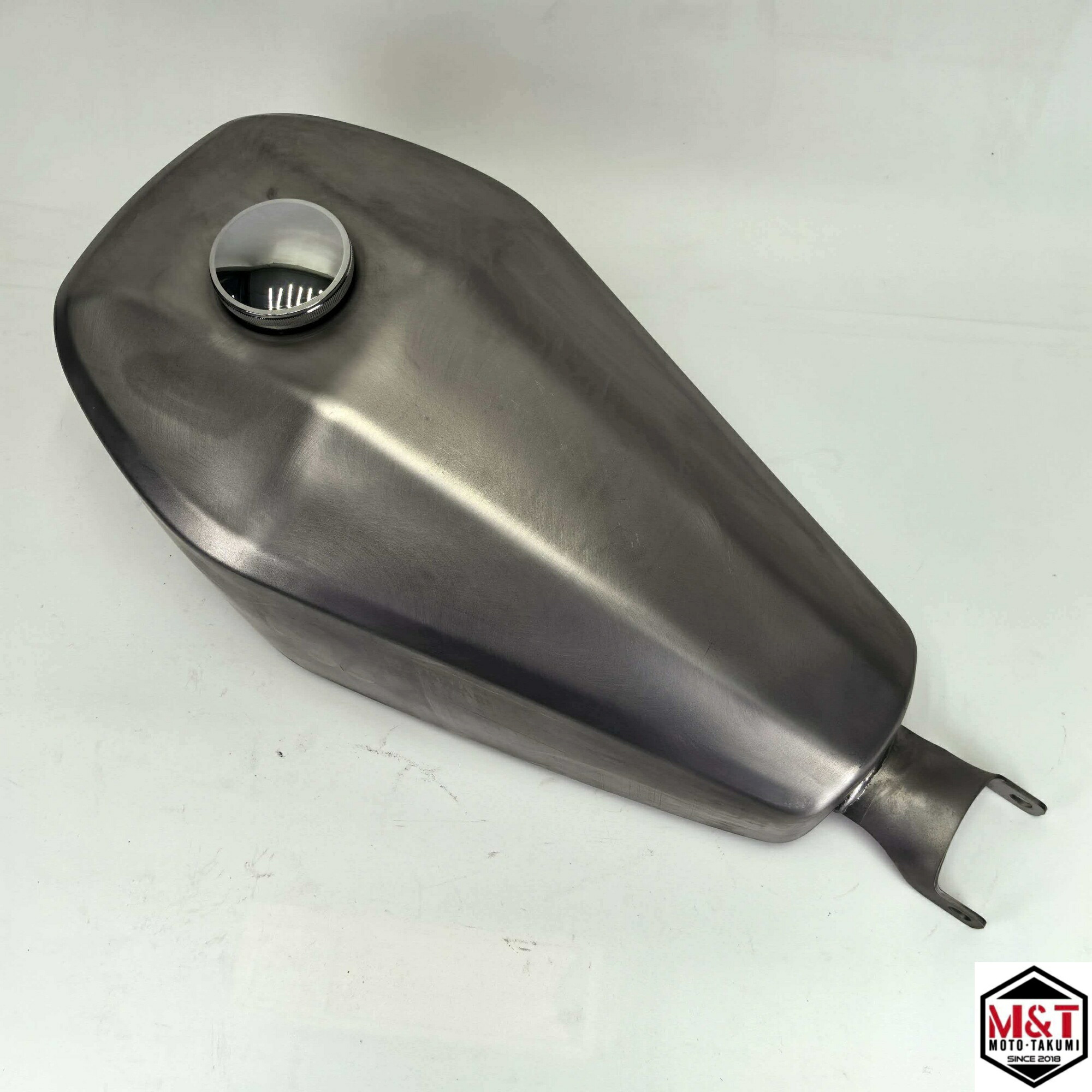 T-240　ハーレー　スポーツスター　インジェクション車 10L　 X48 1200C　883N　コフィンタンク　カスタム　タンク製作工房