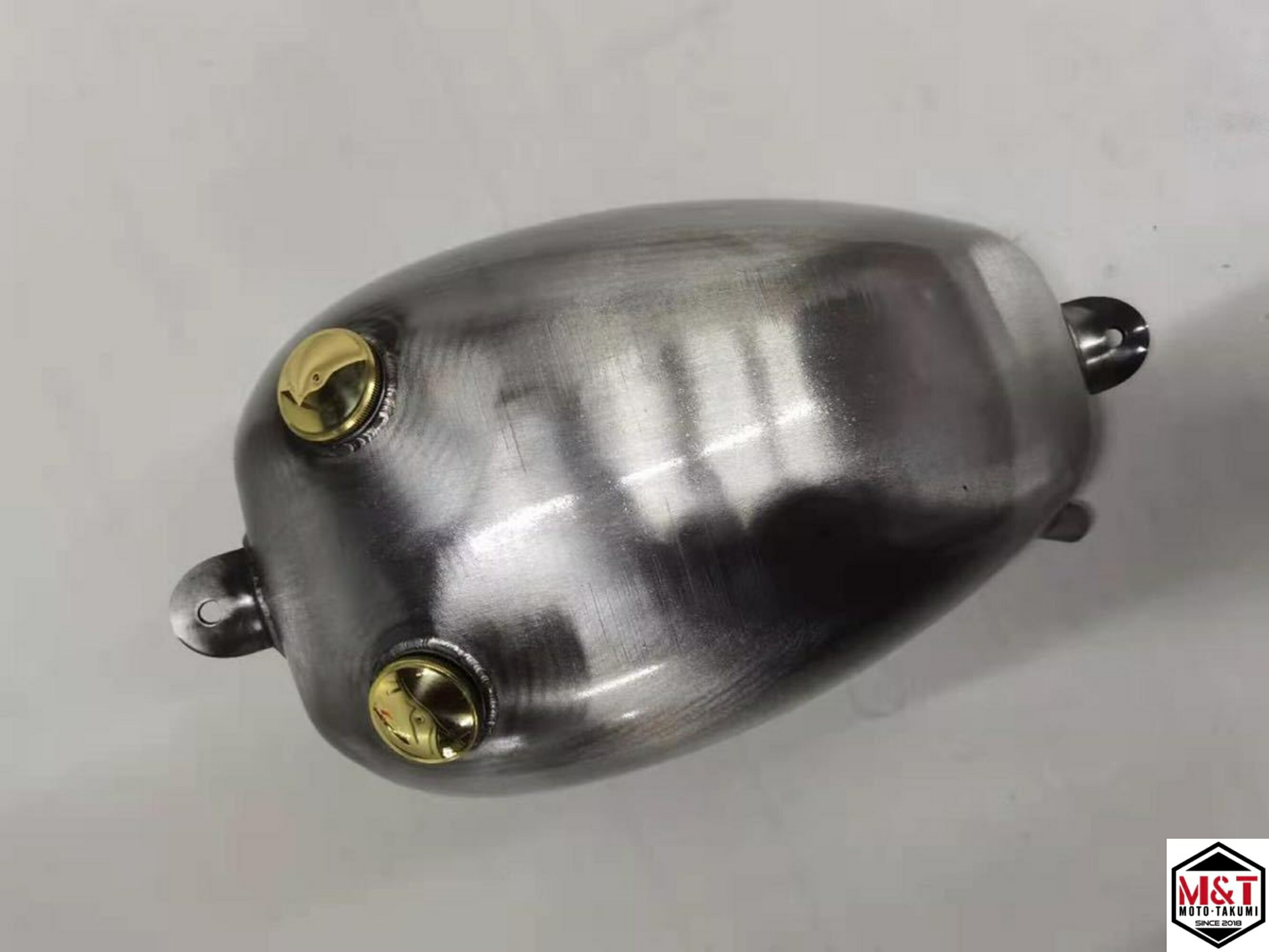 T-53 ピーナッツタンク 燃料タンク ハーレー ダブルキャップ付き 6L タンク製作工房|タンク製作工房