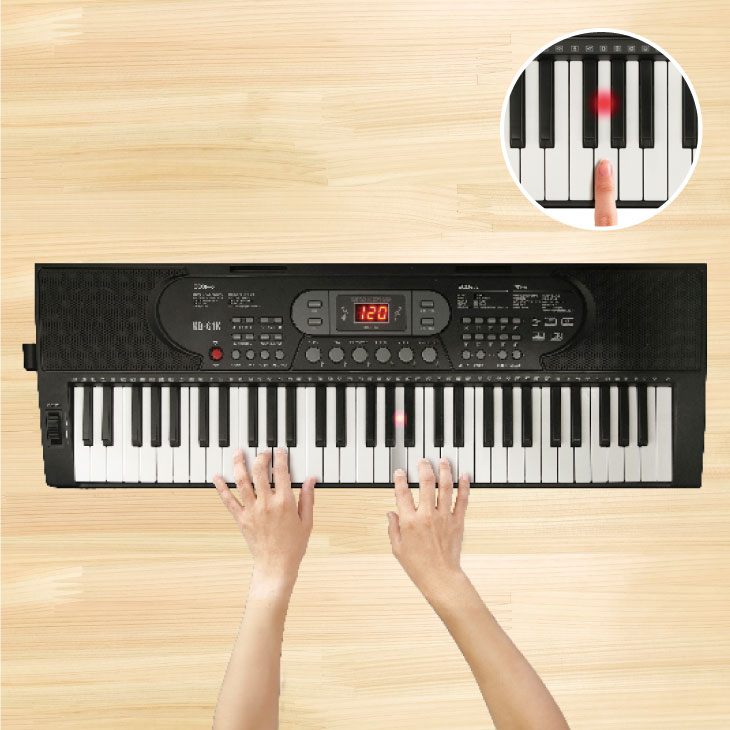 「美品」KB-61K 電子ピアノ　クマザキエイム 光った鍵盤をなぞるだけ！ガイド機能付き電子ピアノ - 株式会社