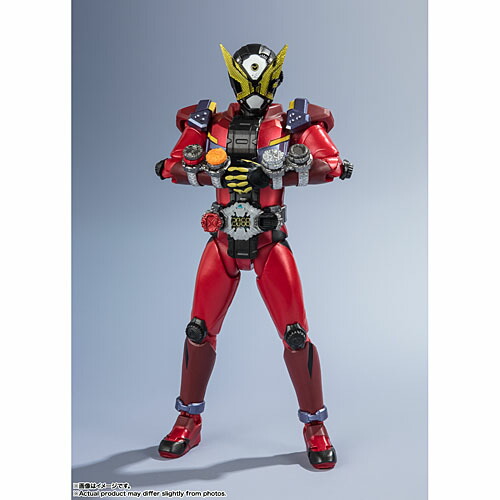 楽天市場】[バンダイ] S.H.フィギュアーツ 仮面ライダークローズ 平成
