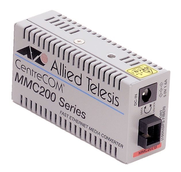 【新品/取寄品/代引不可】CentreCOM MMC202B-Z7 [100BASE-TXx1、100BASE-FX SMF1心(SC)x1(持参判定基準保護すること7年付)] 0019RZ7