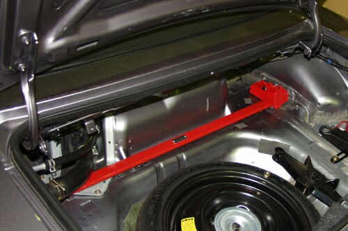【エントリーでポイント10倍】AUTOEXE STRUT TOWER BAR マツダ ロードスター NB6C/NB8C用 リア(MNZ450)【補強パーツ】【自動車パーツ】 オートエクゼ ストラットタワーバー