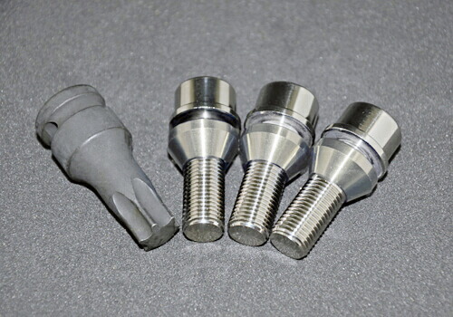 第一ネット BE Titanium Bolt Thunder ZERO ビーゼロ ホイールボルト Ti 16本セット(zero-12125-16)【ホイールパーツ】サンダアボルトチタニウム コニカル座 43mm M12xP1.25 - ホイール・タイヤ周辺用品