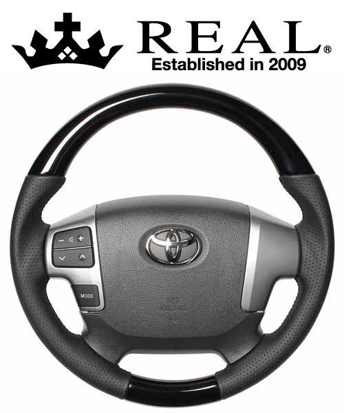 【エントリーでポイント10倍】REAL STEERING オリジナルシリーズ ガングリップ小径 トヨタ ハイエース 4型 200系用 カラー：ピアノブラック(ブラックユーロステッチ) (H214-PBW-BK)【ハンドル】【自動車パーツ】 レアル ステアリング