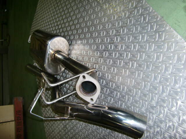 【エントリーでポイント10倍】SUXON RACING 4X4 MUFFLER トヨタ ランドクルーザー (ランクル77) ディーゼル車 HZJ77/HZJ76用 片側シングル 下向(LCD-717） 送料区分：C 【マフラー】サクソンレーシング フォーバイフォー マフラー 55,243円