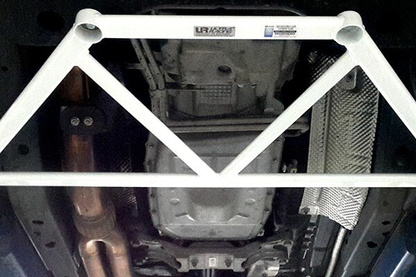 Ultra Racing フロントメンバーブレースフォード マスタング用 (LA4-3436)【補強パーツ】【自動車パーツ】ウルトラレーシング Front Member Braces｜矢東アウトレットショップ