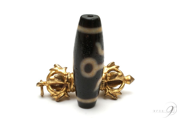 相談中❣️珍品　レア‼️馬蹄痕‼️ 老鉱　亀甲長寿天珠 楽天市場】《現物限り一点物》 【 亀甲長寿天珠 老礦天珠 約13mm×10mm