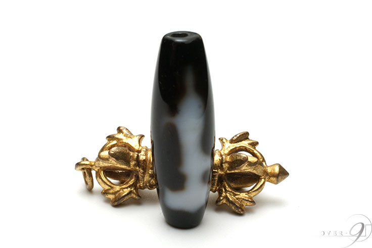 楽天市場】【黒朱砂 至純天珠 白 観音天珠 約38mm×12mm