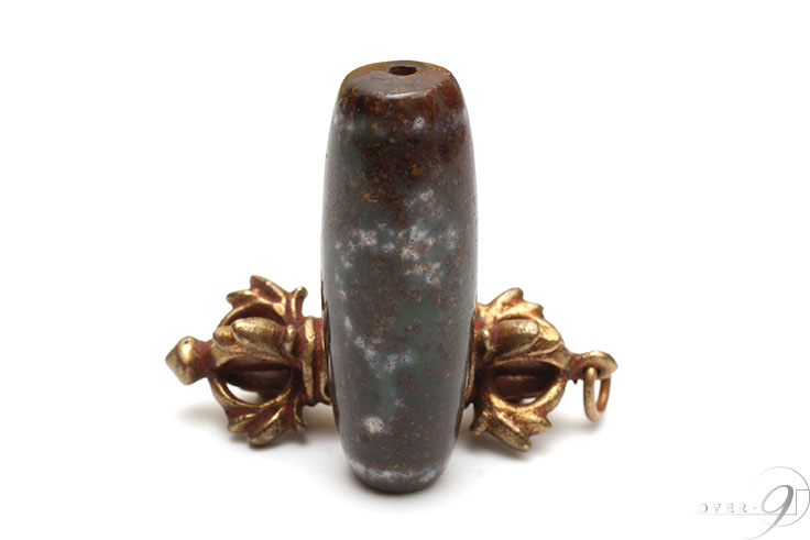 楽天市場】【紅朱砂 老玉髄 緑度母天珠 約36mm×13mm】【メール便可