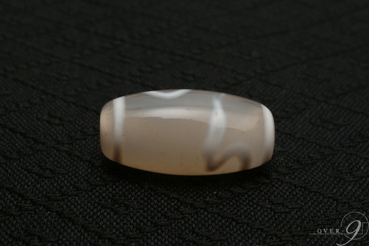 楽天市場】【老玉髄 白 宝珠 双皇帝龍天珠 約29mm×12mm】【メール便