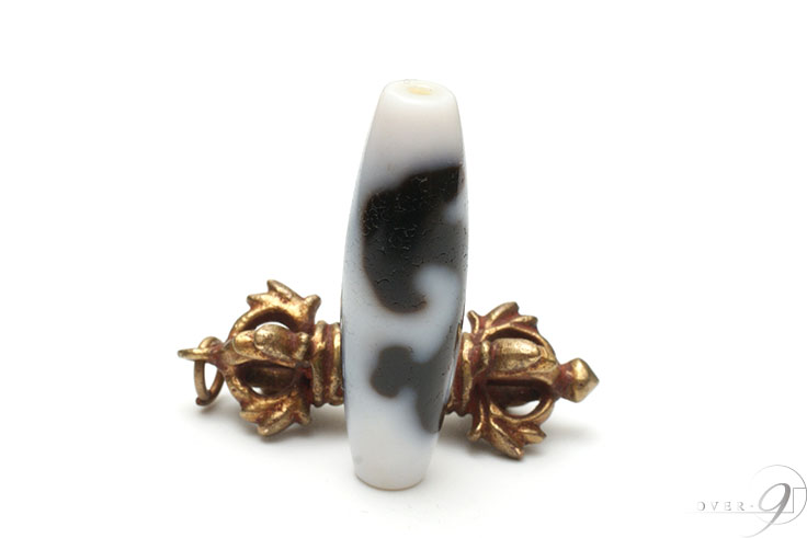 すっごいパワーの白蛇天珠さん！ゾクゾクする！ 楽天市場】 天珠（てんじゅ） > 天珠の名前で選ぶ > サ行 タ行