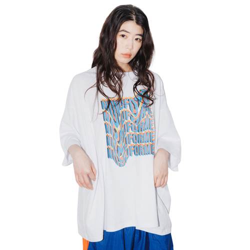 nunuforme（ヌヌフォルム） レディース服 グリッジロゴプリントT 白いこと 1(155糎)/2(163糎) 電子メイル便差しゆるす 2026春夏 新作