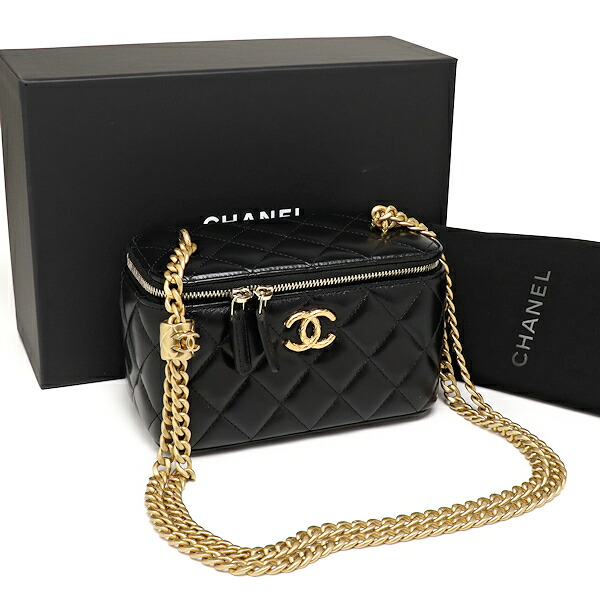 美品 シャネル マトラッセ Wチェーン クラッチ バニティケース AP3044 ラムスキン ブラック CHANEL