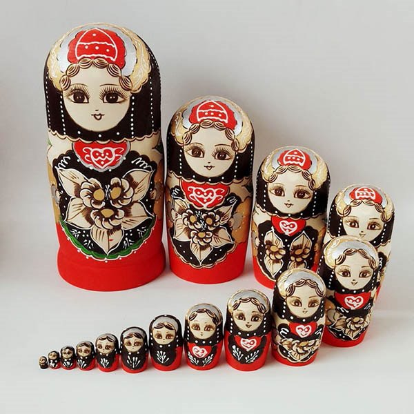 人形 民芸品 マトリョーシカ ロシア 土産物 15個組 ハロウィン クリスマス インテリア雑貨 洋風 手作り人形 手描き オブジェ 北欧雑貨 伝統工芸 ギフト プレゼント おもちゃ 飾り 誕生日 キッズ 子供 部屋｜おやま商店店 9,082円