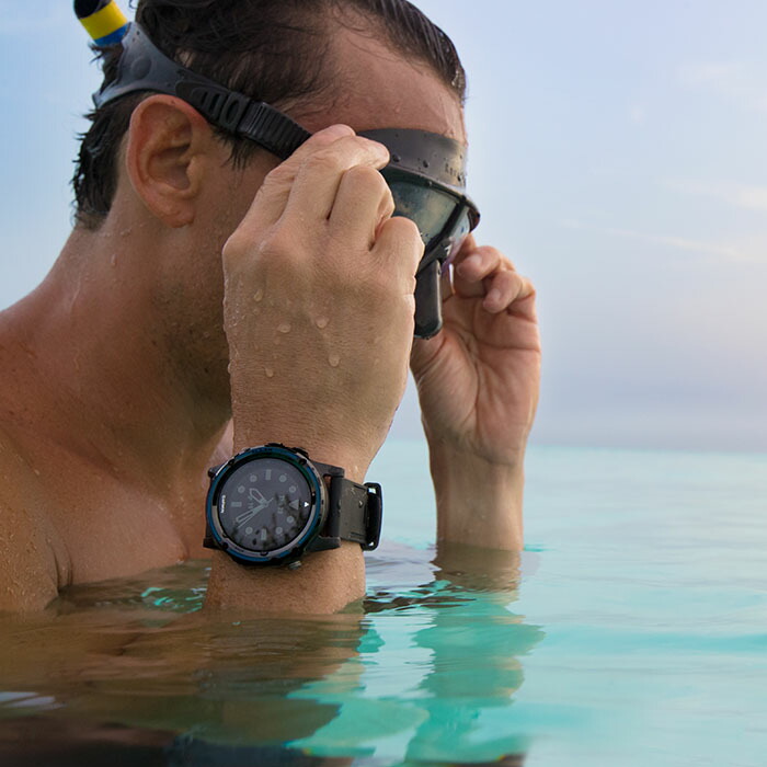 ガーミン アウトレット 時計 Garmin 腕時計 メンズ クォーツ レディース 機械式 ディーセントマークワン Descent Mk1 メンズ Gar 010 50 スポーツウォッチ ダイビング シリコン 防水 登山 ダイバーズ Gps デジタル スマート マラソン ランニング サイクリング