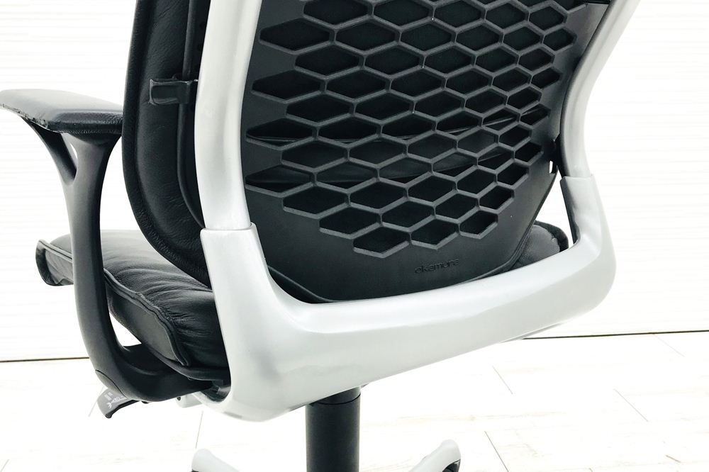 エルシオチェア オカムラ 中古 エルシオ レザー 革 固定肘 ブラック 中古オフィス家具 高級チェア 書斎椅子 役員チェア Mozago Com