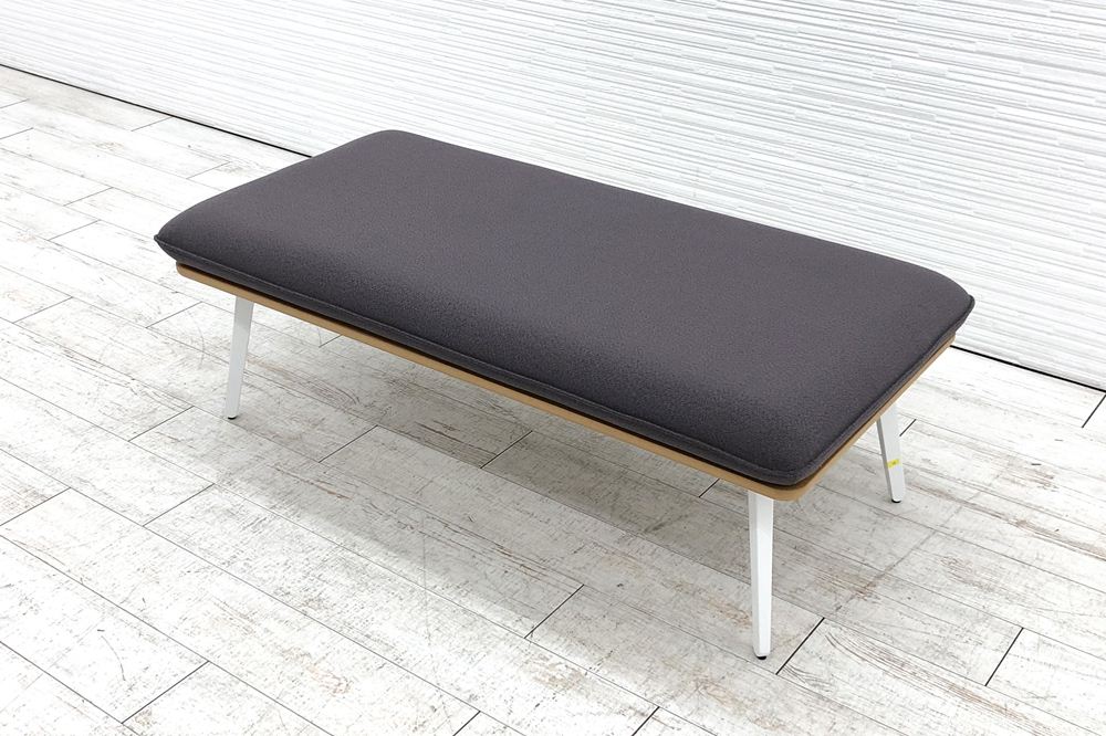 ウチダ レムナ ワークラウンジ 中古 ロビーベンチ ベンチソファー 中古オフィス家具 パープル 背無ソファ 1250/620/420【安心の6ヶ月保証・初期不良返品交換】