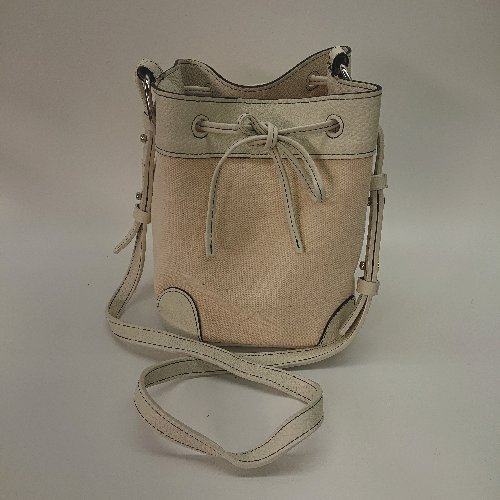 ◇ AYAKO 合切袋型 ショルダーバック 白いこと レディース E  【中古】
