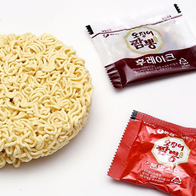 21年最新海外 農心イカチャンポン 124ｇ 40個 1box 韓国ラーメン インスタントラーメン チャンポン わけあり並の激安価格 Gdpcambodia Org