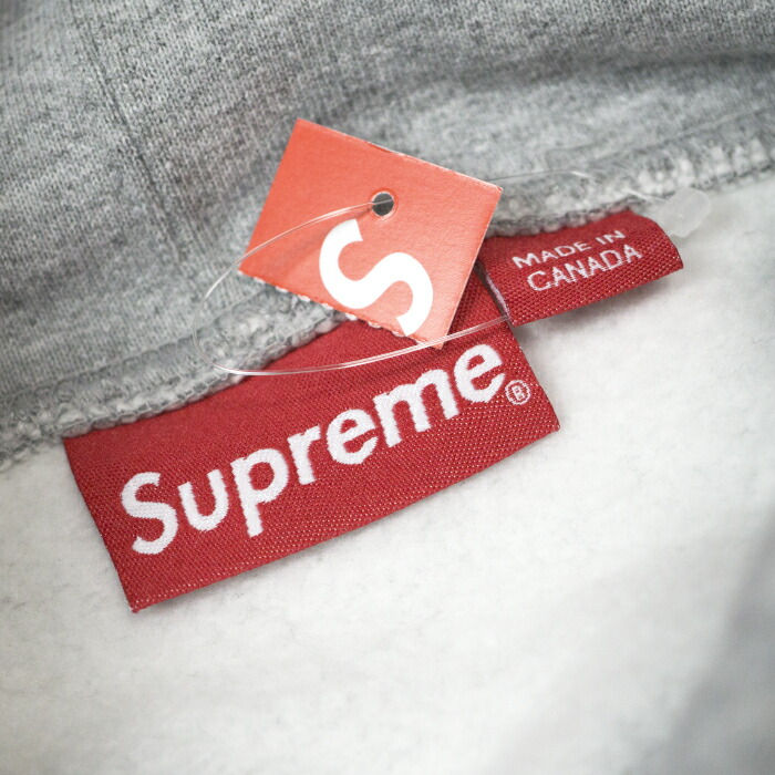 supreme t shirt label