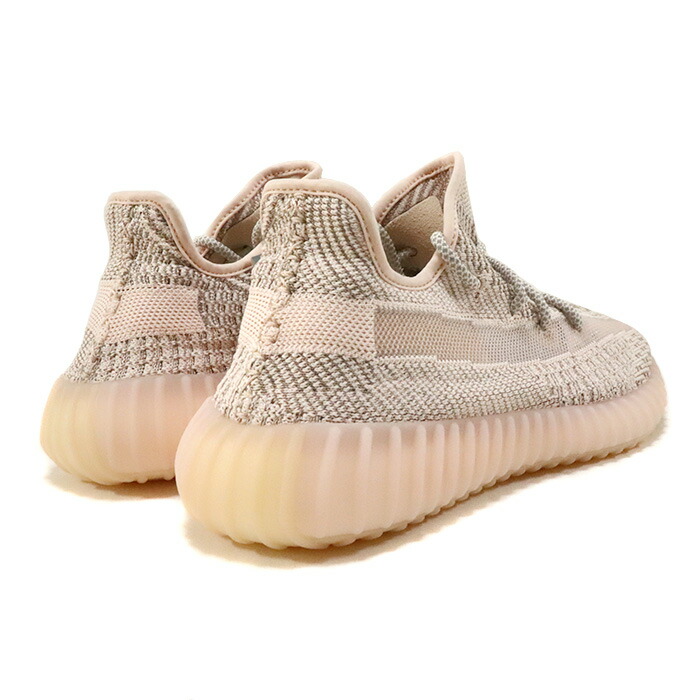 Adidas yeezy boost 350 v2 synth reflective Men s Fashion Carousell