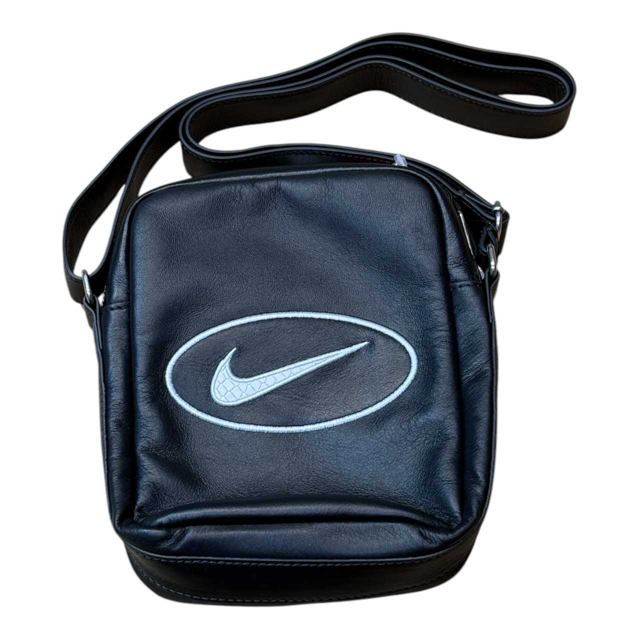 supreme×NIKE ショルダーバッグ　 BLACK 新品タグ付き Supreme®/Nike® Leather Shoulder Bag | Supreme 25ss