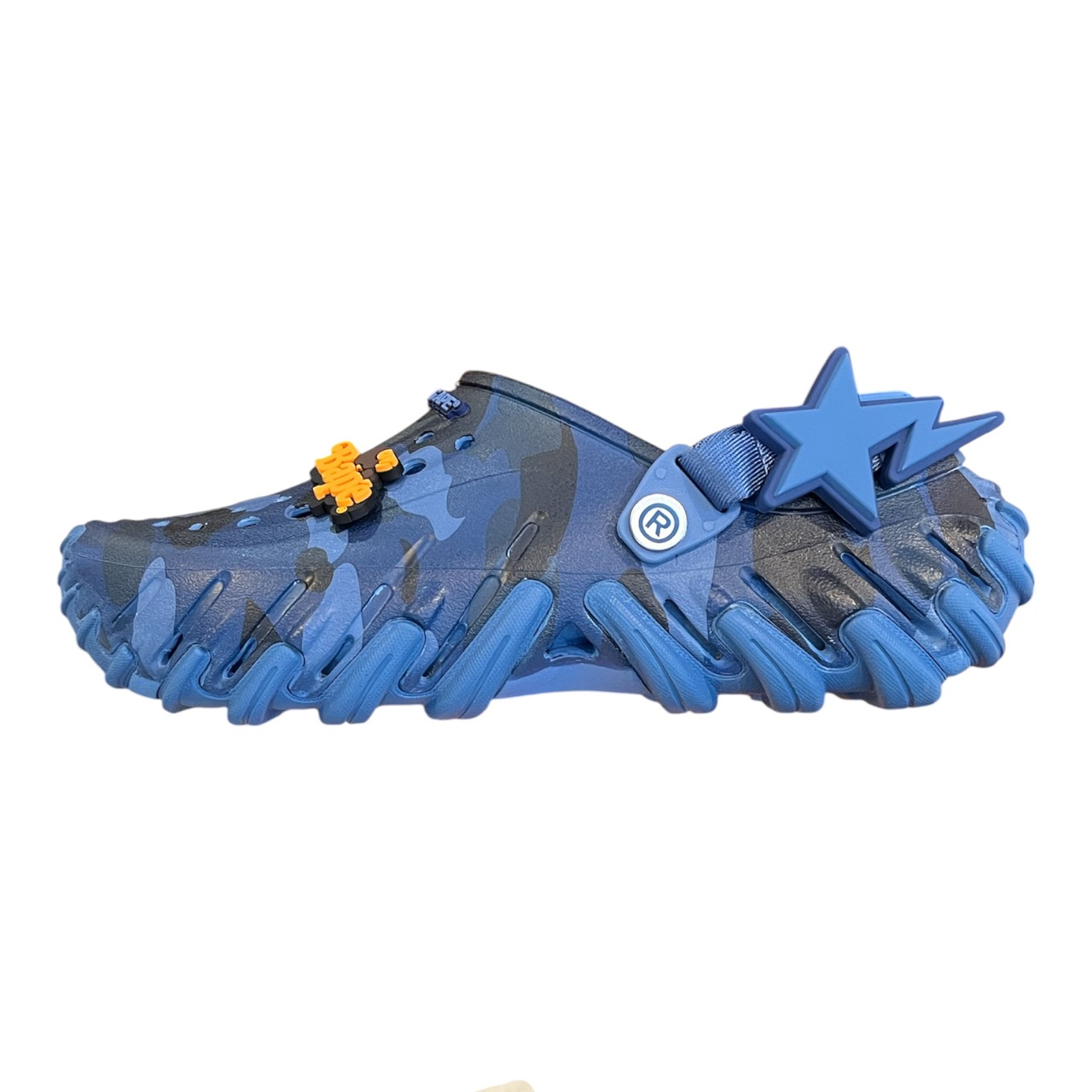 A BATHING APE x Crocs Echo RO Clog "Powder Blue"アベイシングエイプ x クロックス エコー RO クロッグ "パウダーブルー"【213140-4SN】正規品 新古品【中古】｜PALM　NUT