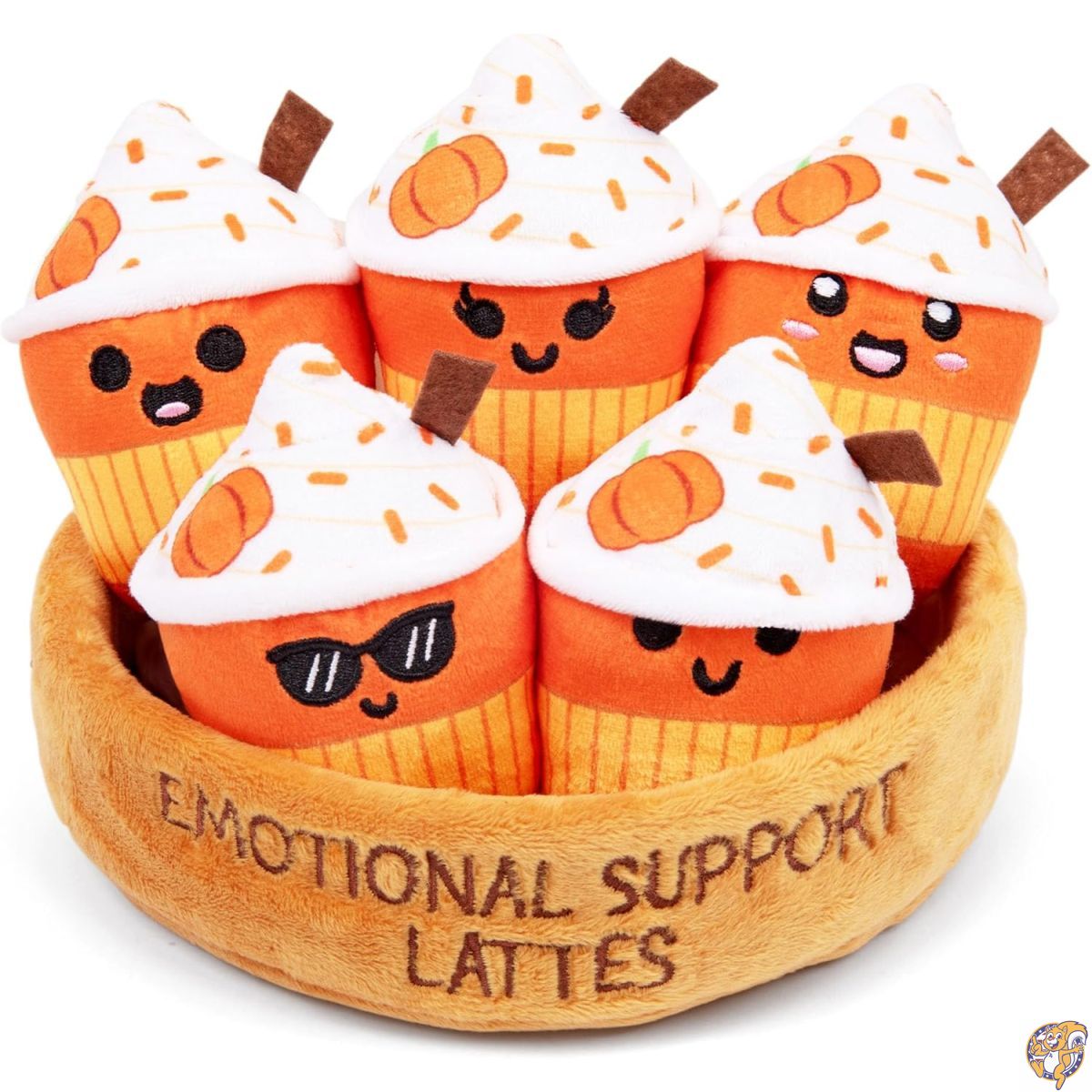 Relatable、ソフトで抱きしめたくなる秋のぬいぐるみの感情的なサポートラテ。あらゆるの愛する人に。新学期や先生のデスクバディに最適な秋の贈り物。バスケット付きラテぬいぐるみ5枚入り。