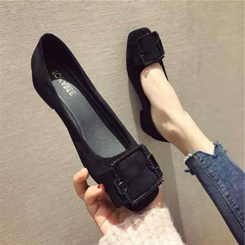 パンプス レディース ブラック 黒 ローヒール ぺたんこ フラットシューズ 痛くない 柔らかい 疲れない 靴 婦人靴 ベルベット調 スエード調 スクエアトゥ スクエアバックル シンプル かわいい 大人かわいい きれいめ エレガント おしゃれ 普段使い 通勤｜パルコショップ