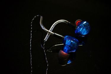 HEIR AUDIO エアオーディオ 8.Ai (Blue)|パンドミ