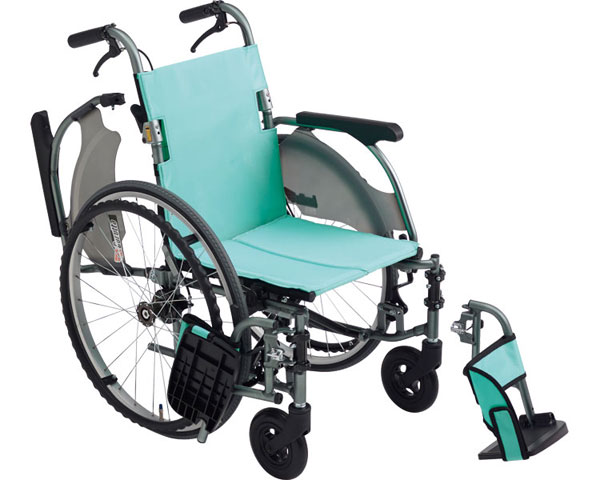 車椅子 カルッタ自走型 多機能 低床 CRT-3Lo ミキ｜車いす 車イス くるまいす 介護用品 軽量 コンパクト 低床タイプ カルッタ Carutta 自走式 エアタイヤ仕様 スリム 折り畳み可能 低座面 足こぎ 肘掛け跳ね上げ 脚部スイングアウト 耐荷重100kg 種類 アルミ MiKi 高齢者 47,280円