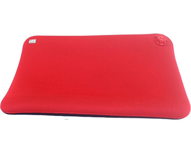 湯たんぽ クロッツ やわらか湯たんぽ 座ぶとん 穴なし HY-613 約52×35×3cm レッド×ネイビー ヘルメット潜水 │ 高齢者 防寒 保温 寒さ対策グッズ 介護用品 冷え性 お年寄り シニア 老人 秋冬 便利グッズ アイディア用品 プレゼント ギフト 贈り物 敬老の日 お誕生日