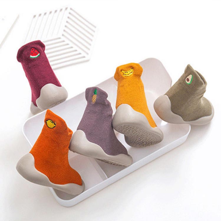 ソックスシューズ ベビーシューズ お出かけ ギフト ニットソックスシューズ ファーストシューズ ベビー靴 一体型 出産祝い 刺繡 女の子 室内履き 室外履き 柔らか 滑り止め 男の子 赤ちゃん 送料無料 防寒 靴 靴下 秀逸 男の子