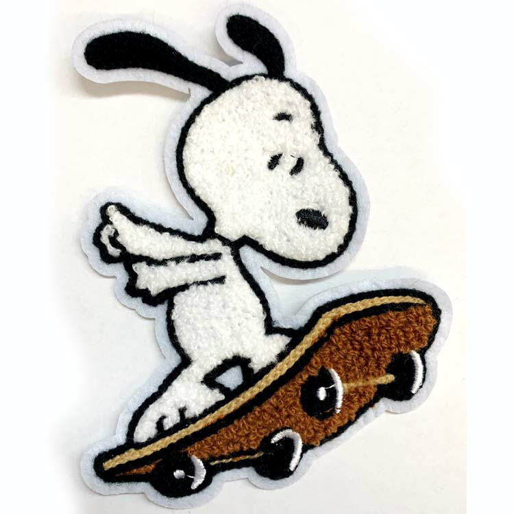 楽天市場 P10倍 11月4日時 クーポン有 送料無料 ワッペン スヌーピー スケートボード L 全身 刺繍 キャラクター ディズニー ワッペン アップリケ Snoopy キッズ ベビー用品 パラニーニョ