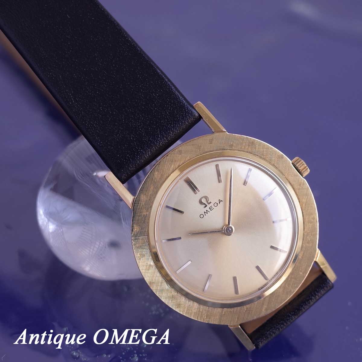 レア ゼロ アンティーク レコード盤入れもの UFO FLORENTINE ベゼル 1965年 SS/GP 111.003 ボーイズ 完全無欠尾錠 手巻 ウォッチ OMEGA OH済1年引き受ける