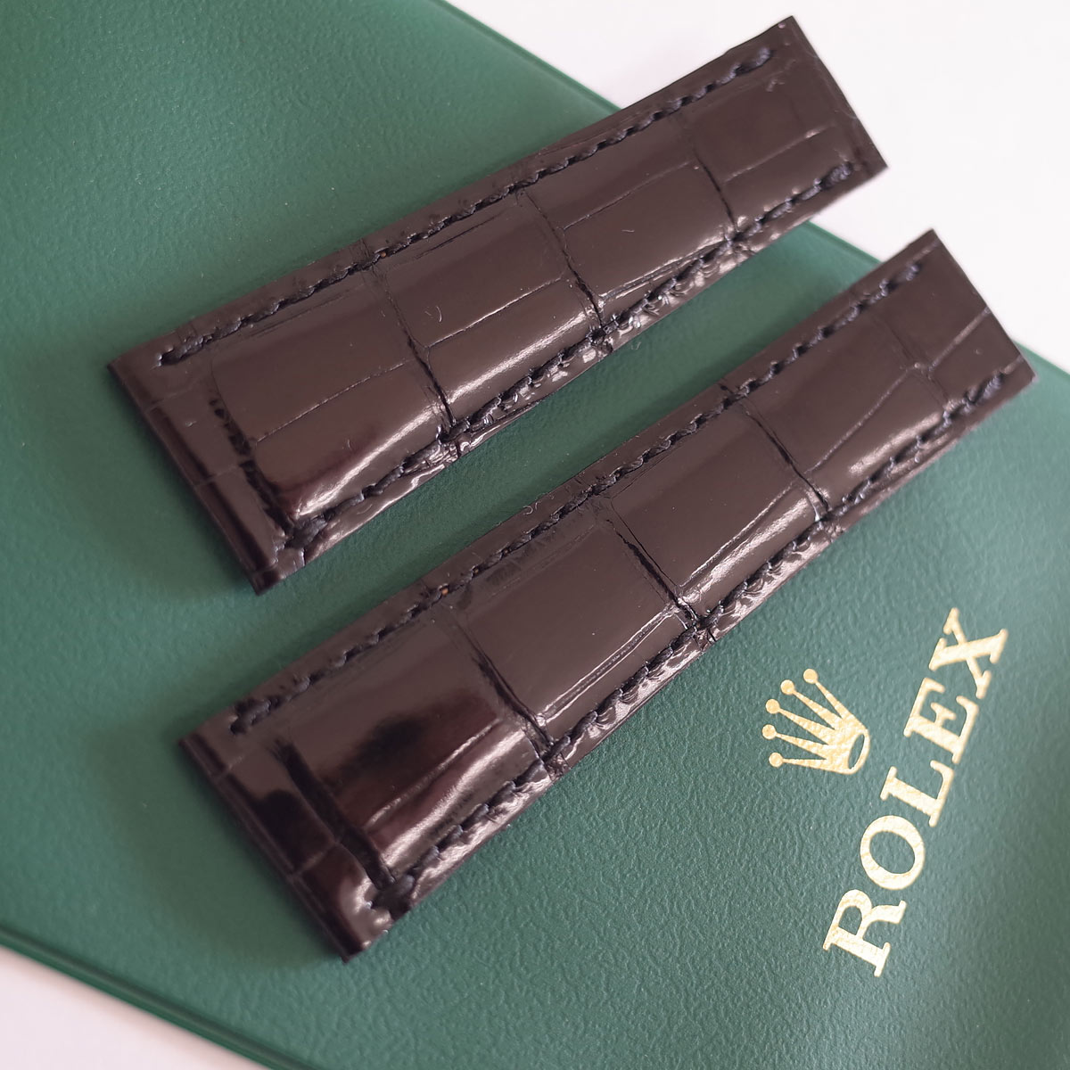 ROLEX ロレックス 完全無欠アリゲーター革三尺帯 同盟罷業さあ美 なめし革 20粍 黒 光輝 デイトナ用 B3641 未当てはめる 定まり品 SWISS MADE