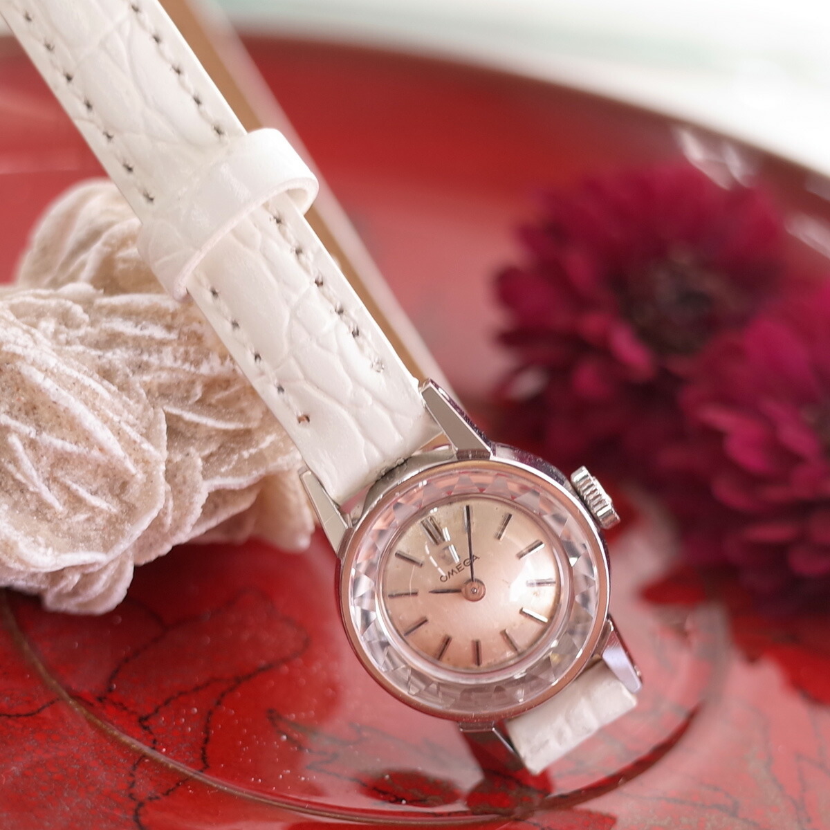 楽天市場】【中古】極小希少 オメガ 70's アンティーク 750YG K18