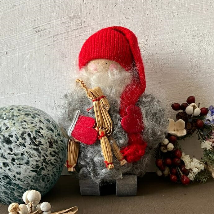 値下げ相談 北欧雑貨 クリスティンホルム サンタの小人トレー 陶器 クリスマス 値下げ相談 北欧雑貨 クリスティンホルム サンタの小人トレー