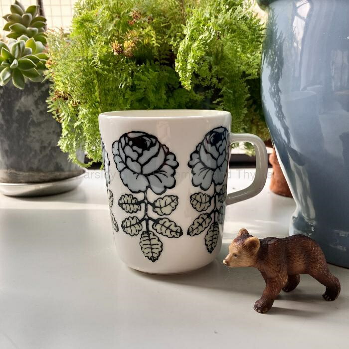 marimekko - マリメッコ ヴィヒキルース  マグカップ　フィンランド　ネイビー　イエロー marimekko - マリメッコ ヴィヒキルース マグカップ