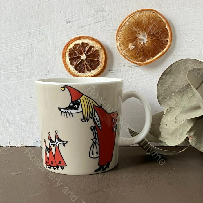 【USED】 ARABIA moominmug フィリフヨンカ マグカップ 300ml コーヒーカップ キャラクター フィンランド ブラウン アラビア ムーミンマグ 旧ロゴ 王冠ロゴ ムーミングッズ ムーミン雑貨 食洗器対応 【海外直輸入USED品】|Parsley Sage Rosemary and Thyme