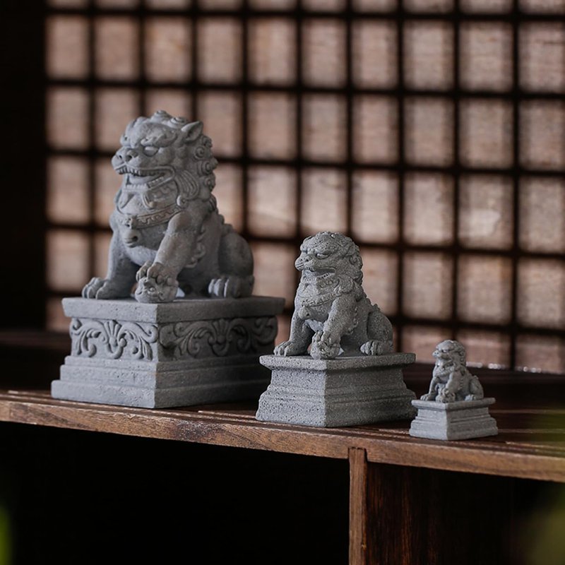 唐獅子　狛犬　獅子　魔除け厄除け　真鍮　木製台座 真鍮製 狛犬 獅子 木骨桧台座 厄除け - メルカリ