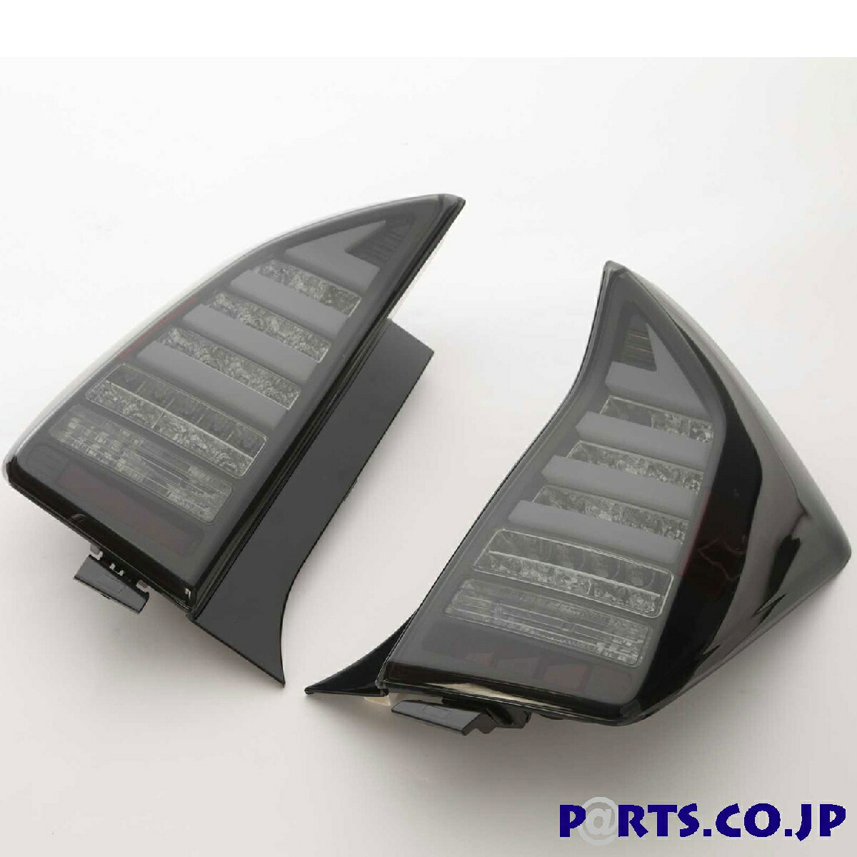 LED ライトバー テール レンズ スモーク ３０系プリウス シーケンシャルウィンカー