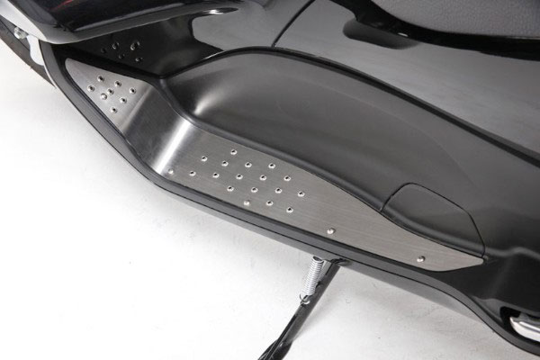【4月9日出荷】キタコ PCX125 (JF28)用　ステップボード　typeB 538-1426300 9,050円