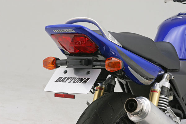 【4月16日出荷】デイトナ CB400SF Spec-3/Revo(NC39/42)他　フェンダーレスキット 74291